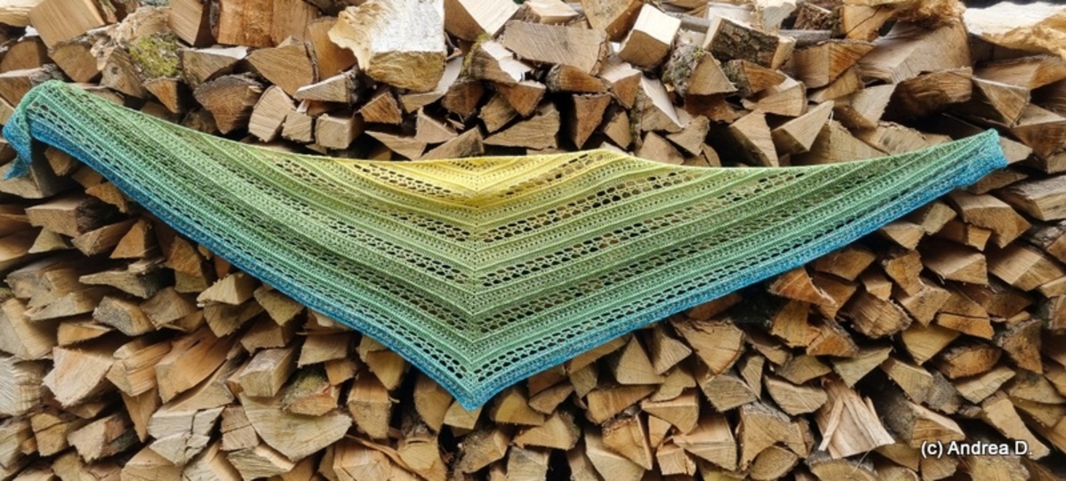 Maddy - ein flaches Dreieckstuch