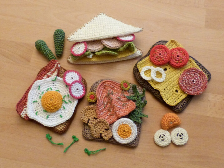 Crochet pattern sandwiches and canapés