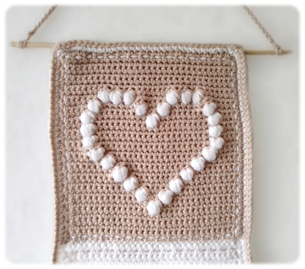 Wanddeko "Home" - Häkelanleitung