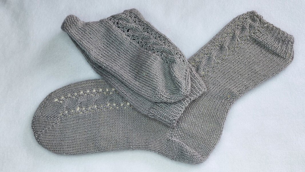 Strickanleitung "April Socks"