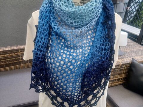 Dreiecktuch  " Principessa"  kostenlos  sehr schöne Farben