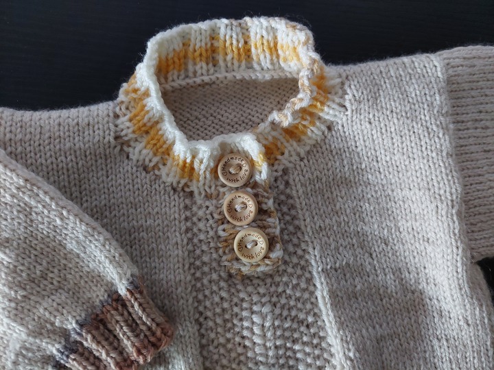 Strickanleitung Baby Pulli ohne Seiten- und Ärmelnaht Größe 56/62!