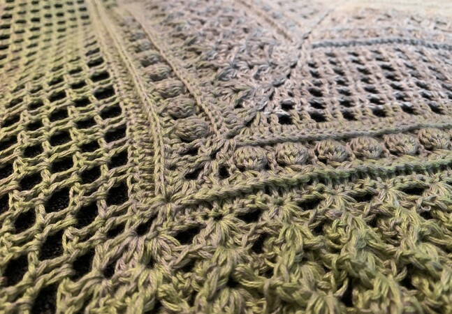 Crochet Pattern Triangular Scarf "Elektra"