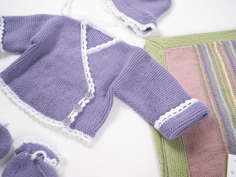 Wickeljacke mit Häkelblende