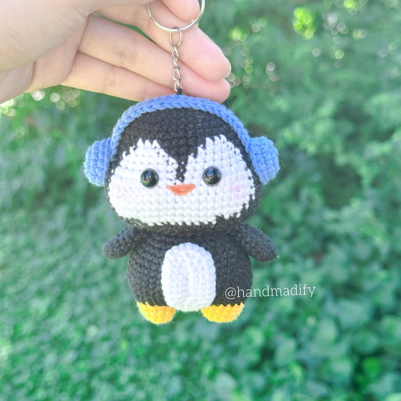 Penguin Keychain - Image 4