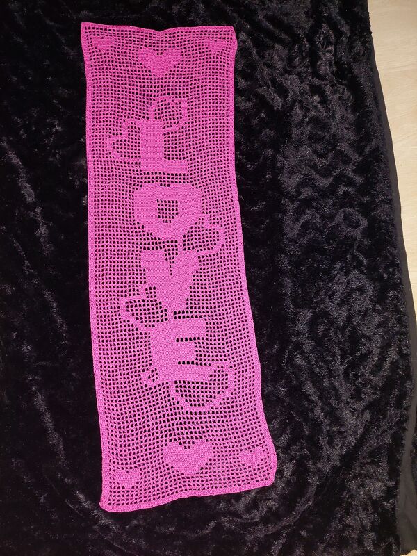 Anleitung Tischläufer Love häkeln