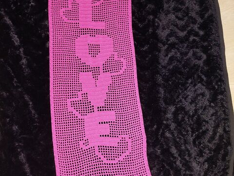 Anleitung Tischläufer Love häkeln