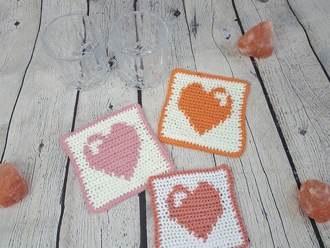 Beautiful Heart Coaster Tapestry Crochet Pattern