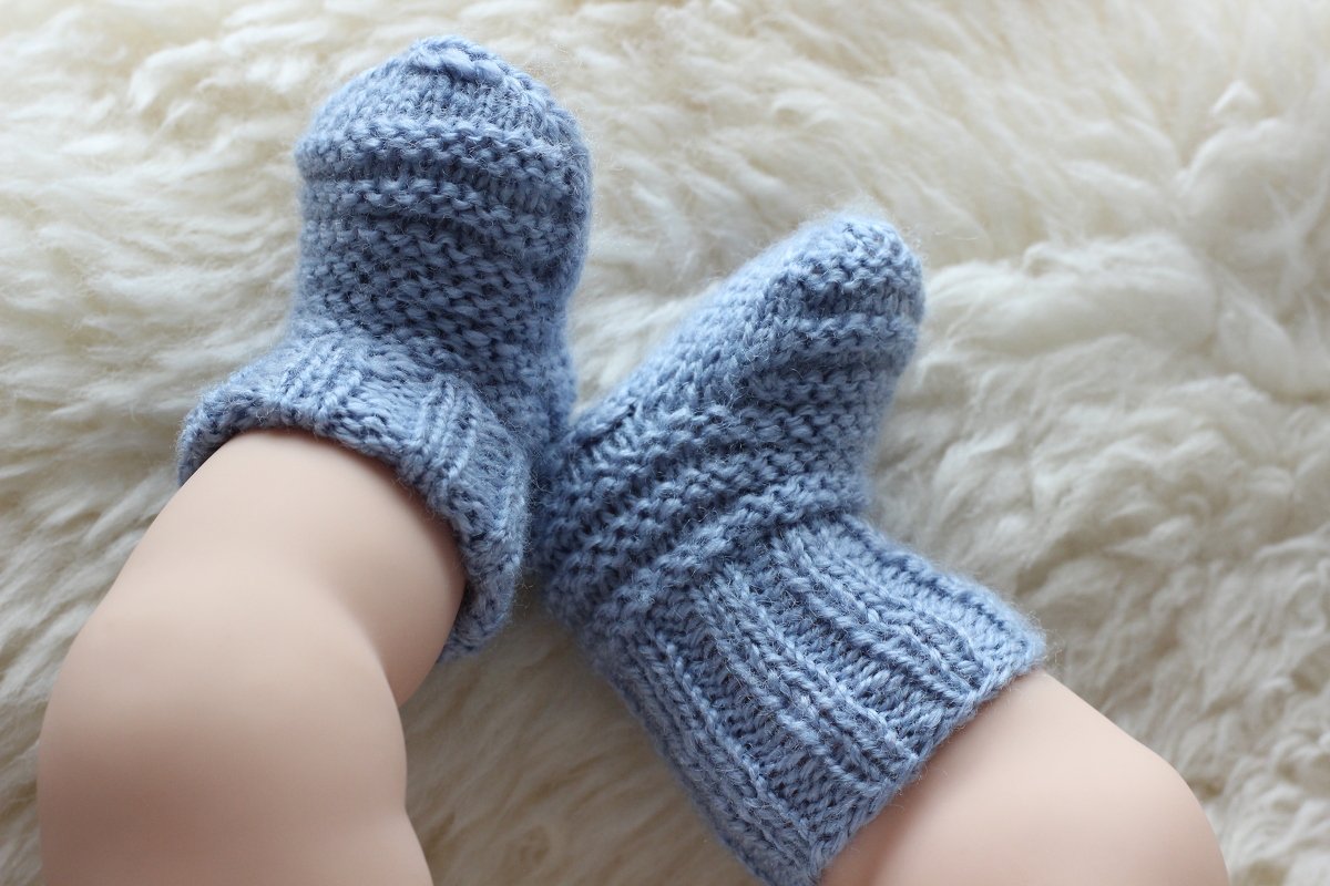Strickanleitung für Frühchen Socken
