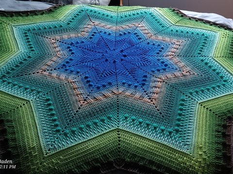 Außergewöhnliche Decke Nordseestern gehäkelt