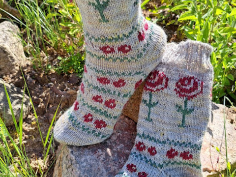 Rosensocken Sockenstrickanleitung