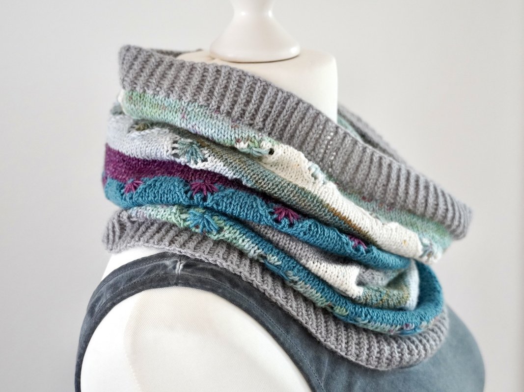 Cowl "Happy Scrappy", Knitting Pattern, One Size - Image 11