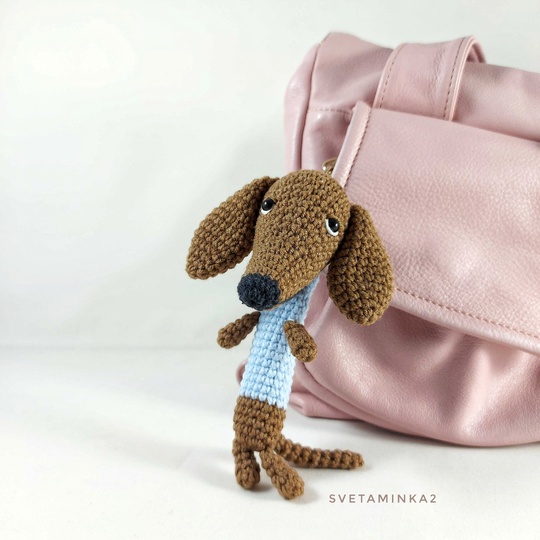 Dachshund Crochet Pattern/ Sausage Dog/ Wiener Dog/ Amigurumi Keychain/ Toy