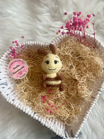 Biene Summy Häkelanleitung Deutsch PDF