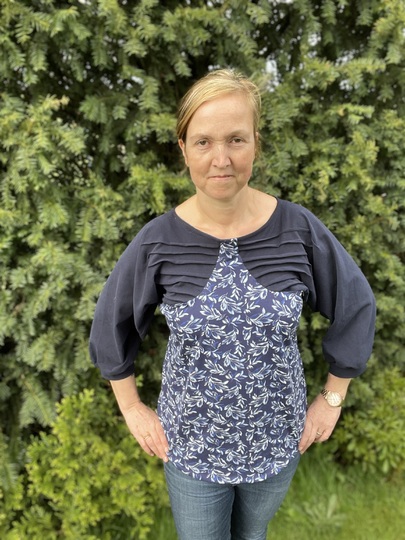 Leea Kleider oder Shirt Schnitt mit Faltenpartie 32 - 44