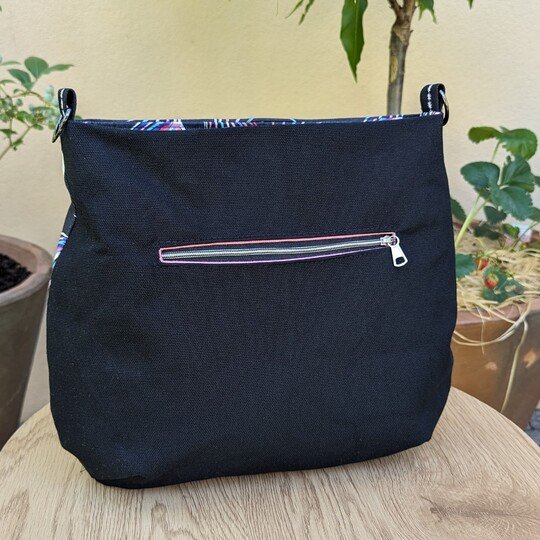 Anleitung Reißverschlusstasche mit Faltung "Hana"