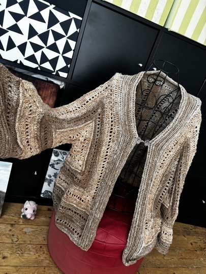 Hexagon-Jacke „Miscellaneous" – Häkelanleitung für zwei Jacken-Varianten