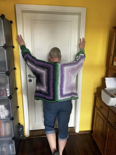 **Hexagon Jacket "Miscellaneous" – Crochet Pattern with Two Jacket Versions