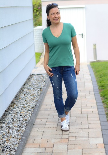 Ebook BASIC-SHIRT Nr.2 V-Ausschnitt Gr. 32-56 + gratis Plott