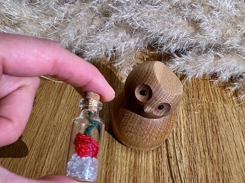 Micro Rose im Glas, Häkelanleitung