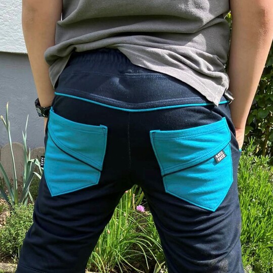 SHORTS "AARIS" - KIDS (110-164 je 3 Weiten) - Schnittmuster und Anleitung