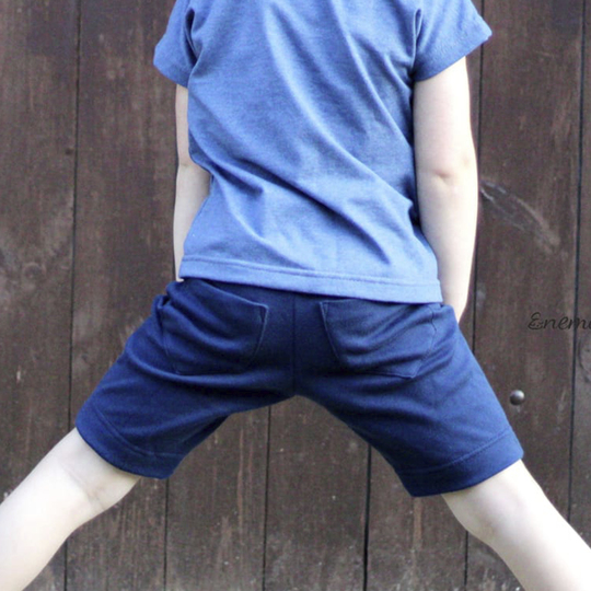 SHORTS "AARIS" - KIDS (110-164 je 3 Weiten) - Schnittmuster und Anleitung