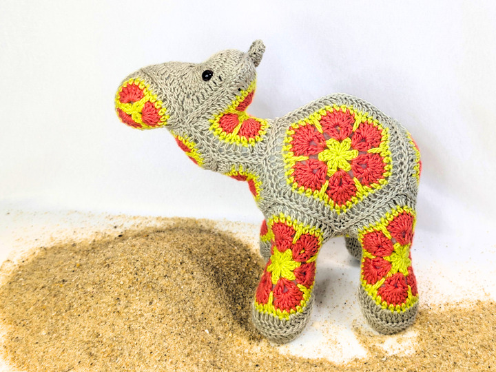 The Baby - Camel with African Flowers crochet pattern PDF DYN