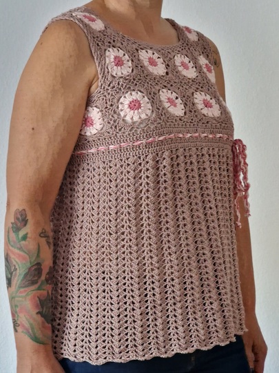 Häkelanleitung für das Tunika-Shirt "Blümchen"