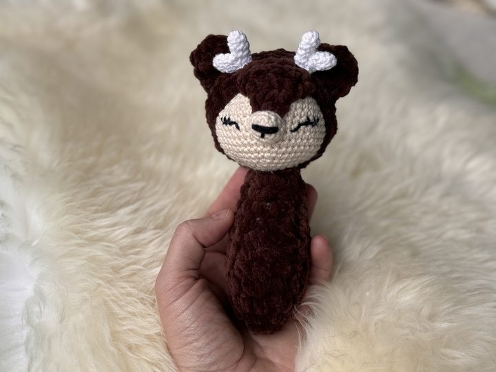 Häkelanleitung - Babyrassel Reh "Rosalie"