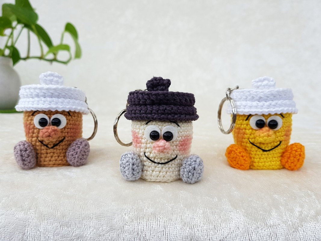 Häkelanleitung, Anhänger Coffee-to-Go Becher  / Ideal für Wollreste!