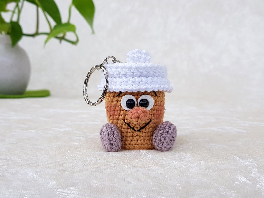 Häkelanleitung, Anhänger Coffee-to-Go Becher  / Ideal für Wollreste! - Bild 4