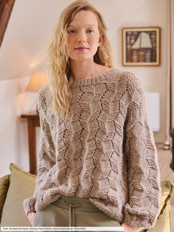 Pulli mit Ajourstrukturen