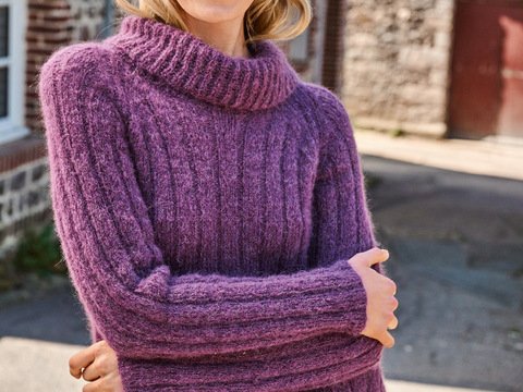 Longpulli im Rippenmuster