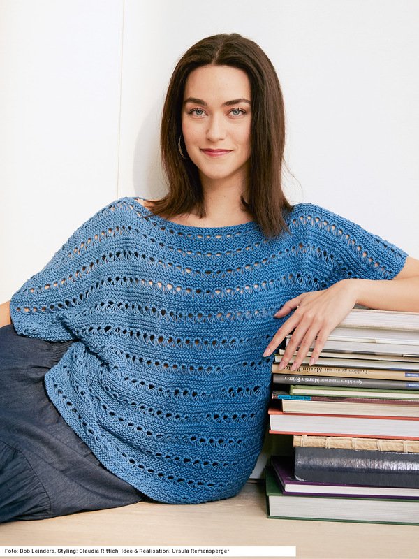 Kurzarmpulli mit Fallmaschen in Jeansblau