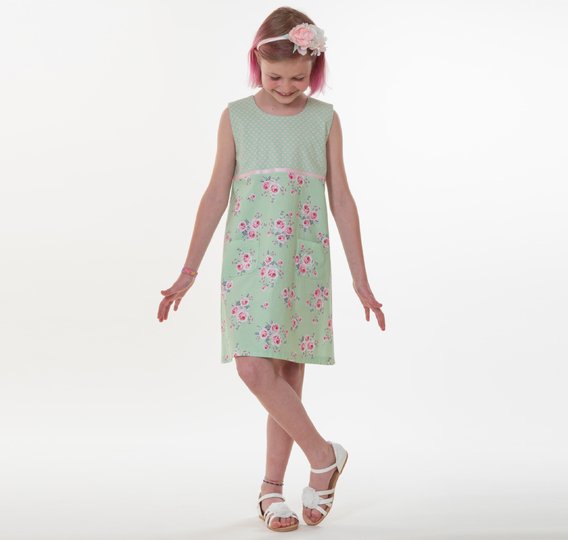 Sewing pattern girls dress GEMMA photo tutorial 0m/1m–3y/4y