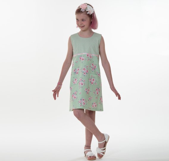 Sewing pattern girls dress GEMMA photo tutorial 0m/1m–3y/4y