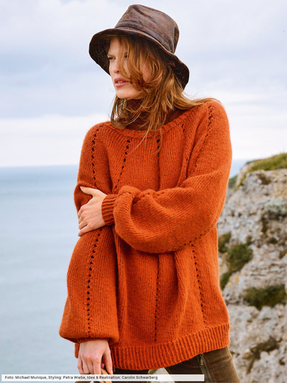 Pulli mit Lochstreifen