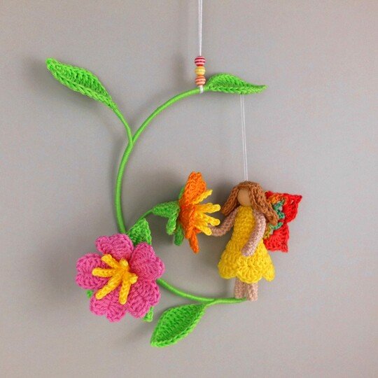 Blumenelfe - Dekohänger aus Wollresten - einfach auch für Anfänger