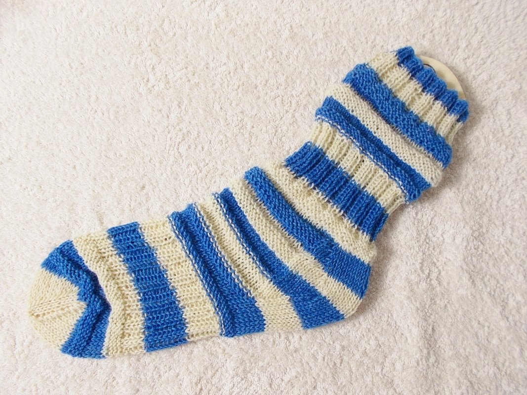 Mojos - Glückssocken stricken mit einfacher Ferse und 3 Nadeln - Bild 2