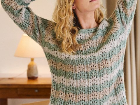 Gestreifter Wellenmuster-Pulli