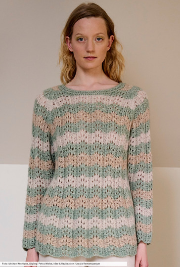 Gestreifter Wellenmuster-Pulli