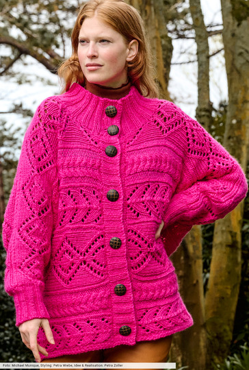Quergestrickte Fledermausjacke