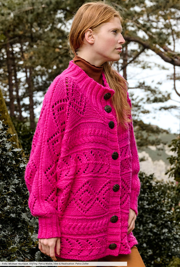 Quergestrickte Fledermausjacke