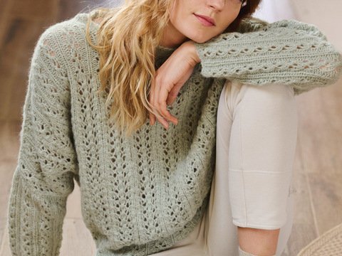 Pulli mit Ajourstreifen