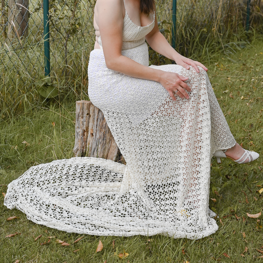 Häkelkleid mit Schleppe "Tiana"