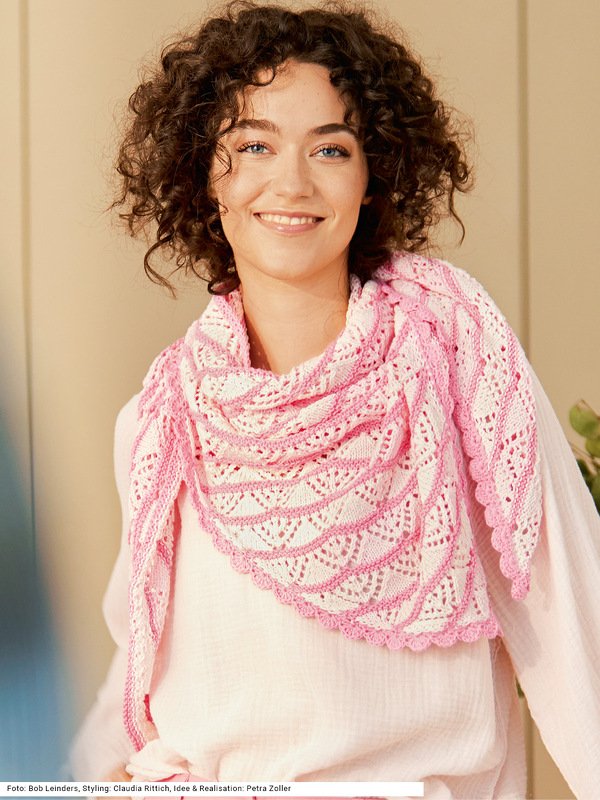 Dreieckstuch mit Ajourmusterstreifen in Pink und Rosa