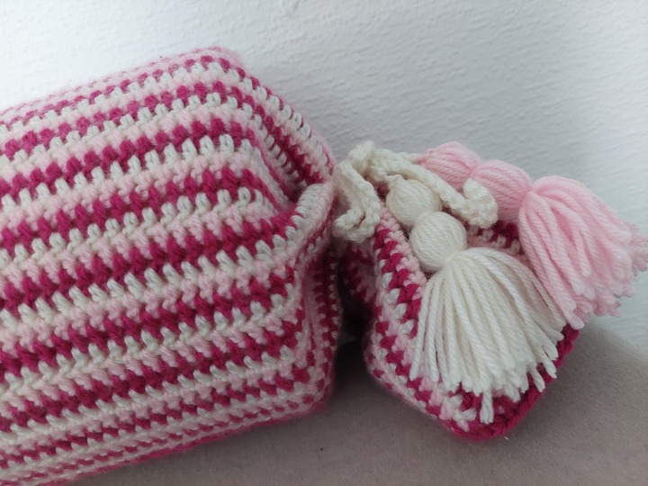 Häkelanleitung Nackenrolle/Nackenkissen Pink Love!