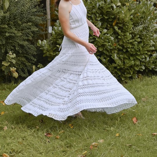 Gehäkeltes Hochzeitskleid  "Evie"