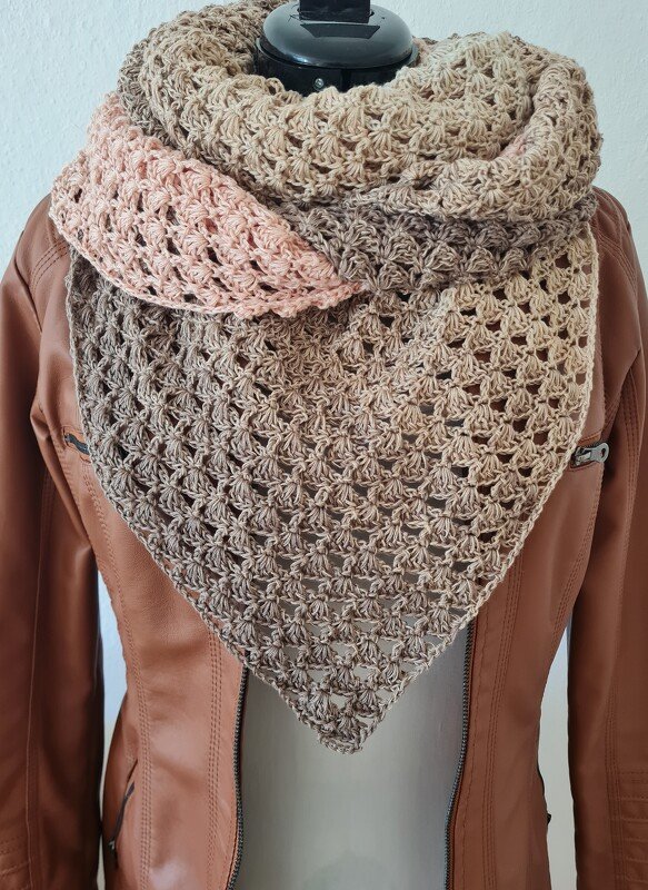 Dreieckstuch // Stola "Sanfte Umarmung" Häkelanleitung - Bild 2
