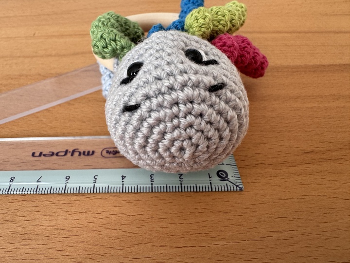 Häkelanleitung Qualle Kalle als Greifring und groß als Häkeltier